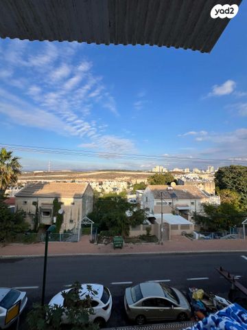 דירה, יצחק שדה 34, גבעת הרקפות, גבעת תל חי, קרית אתא