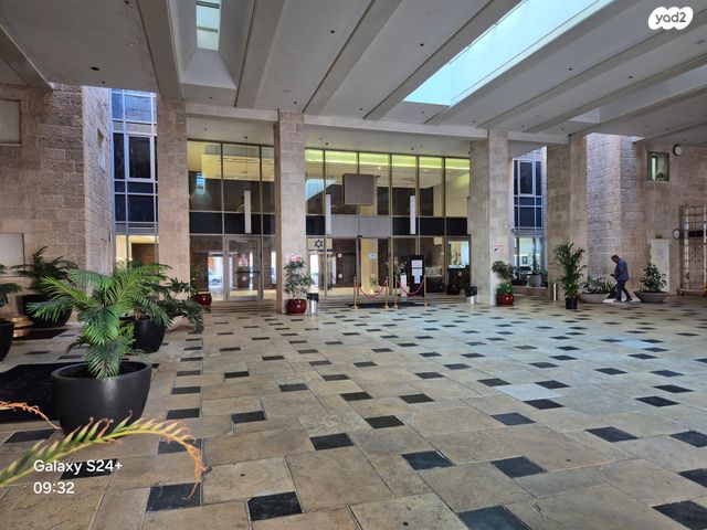 דירה, מונבז 3, מרכז העיר, ירושלים