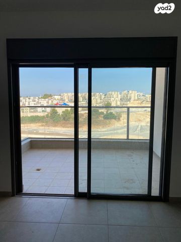 דירה, סביון 32, הפרחים, חריש