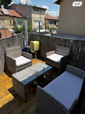 דירה, שירת גאולים 20, נווה ישראל, הרצליה