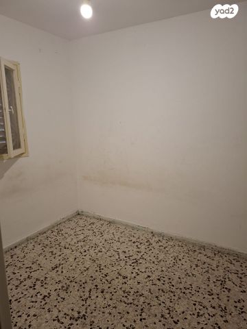 דירת גן, י.ל. פרץ 2, בן גוריון, אשקלון