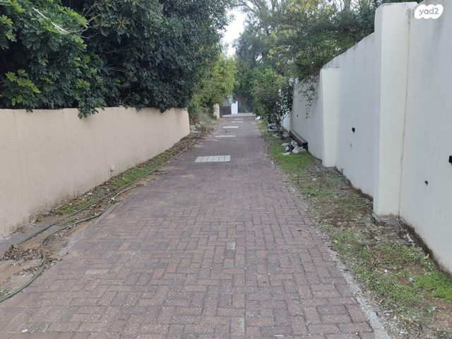 בית פרטי/ קוטג', הראשונים 27, יפה נוף, פרדס חנה כרכור