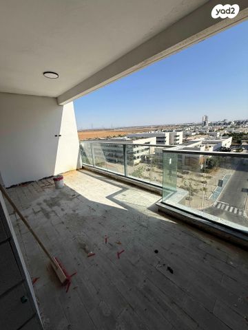 דירה, שדרות כרמי גת 14, כרמי גת, קרית גת