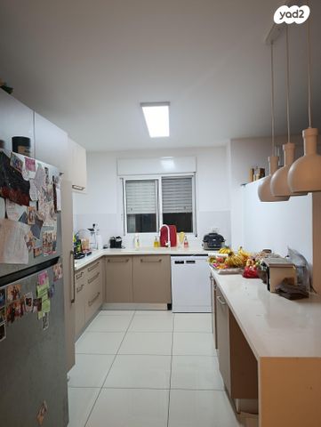 דירה, הנבל 9, שמשון, חדרה הצעירה, חדרה