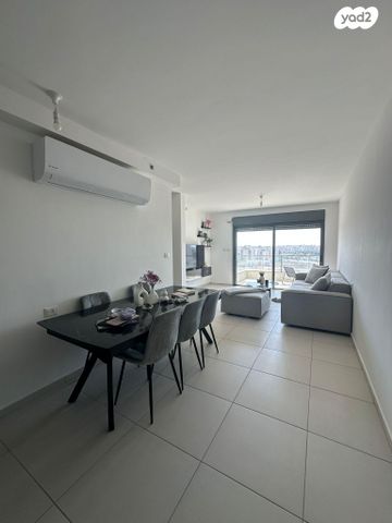 דירה, דרך ארץ 6, עיר היין, אשקלון