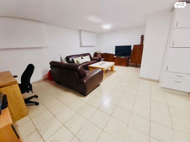 דירת גן, ניר דוד 43, קרית גנים, ראשון לציון