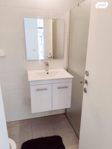 דירה, אהבת אדם 82, שרונה, כפר יונה