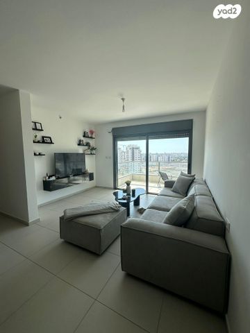 דירה, דרך ארץ 6, עיר היין, אשקלון