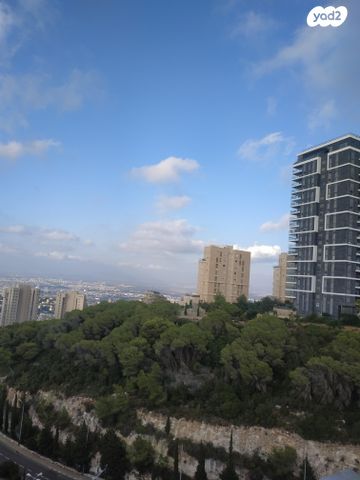 דירה, ד"ר ארתור בירם 3, רמת אלמוגי, חיפה