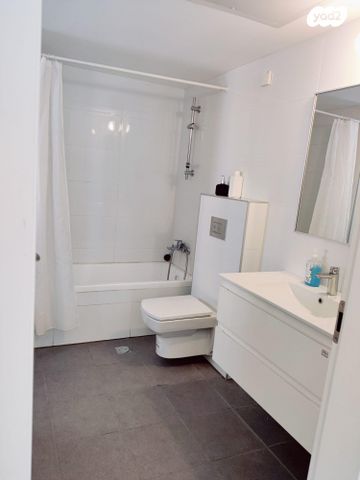 דירה, אהבת אדם 82, שרונה, כפר יונה