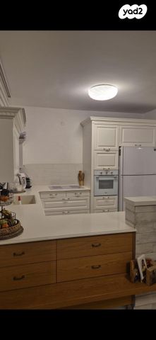 דירת גן, שושנה דמארי 4, קרית האמנים, מצליח, רמלה