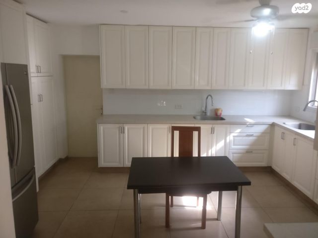 בית פרטי/ קוטג', החבצלת 16, גבעת שרת, בית שמש