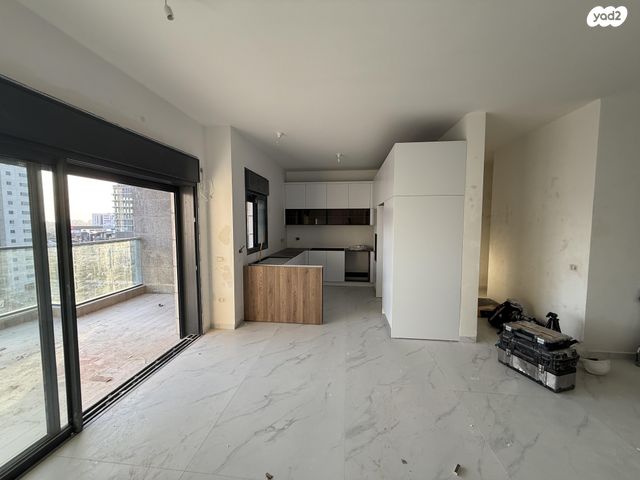 דירה, שדרות כרמי גת 14, כרמי גת, קרית גת