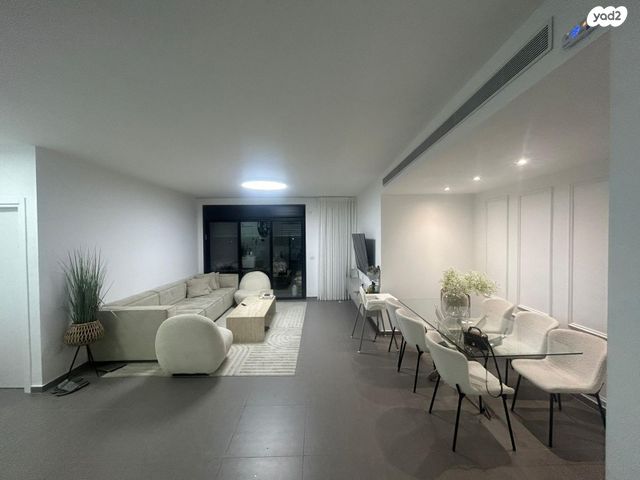 דירה, הגפן 17, הרצל, באר יעקב