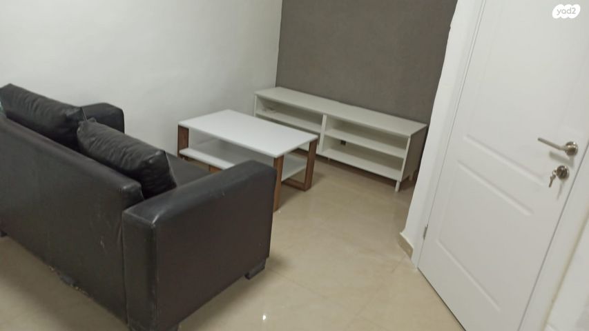 יחידת דיור, מבצע עובדה 14, שכונה ו', באר שבע