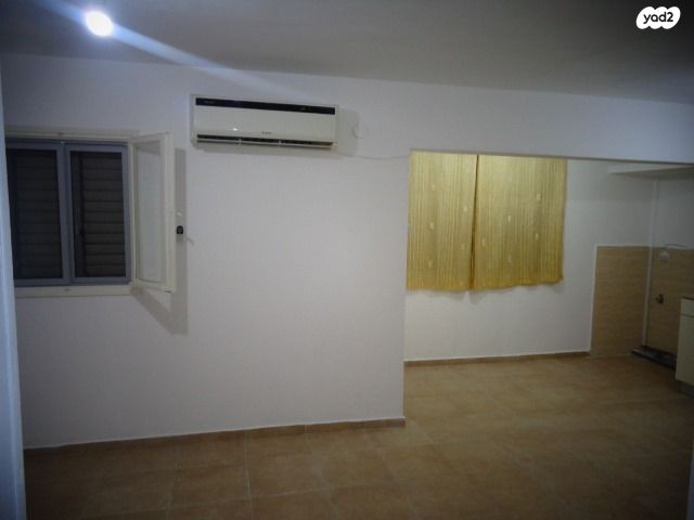 דירה, שלום עליכם 10, בן גוריון, אשקלון