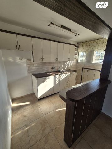 דירה, שדרות ההגנה 49, קרית אליעזר, חיפה