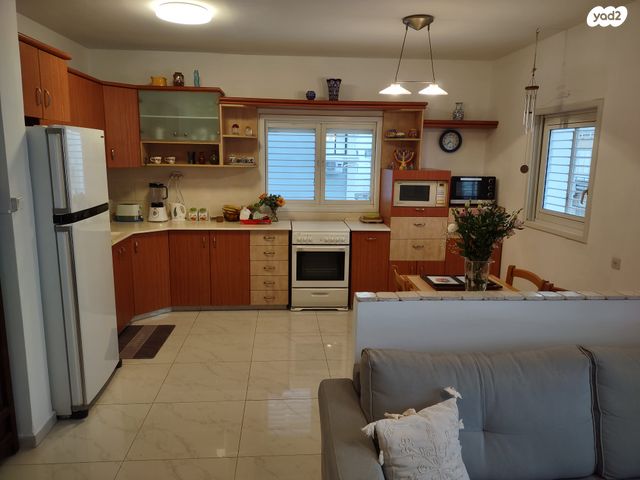 ראשון לציון 24