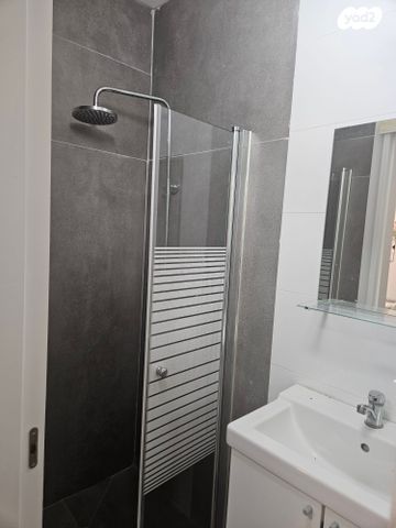 יחידת דיור, סנונית 18, טירת שלום, נס ציונה