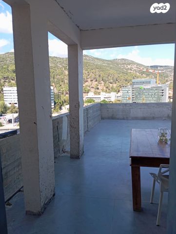 יחידת דיור, האיריסים 45, נוף העמק, יקנעם עילית