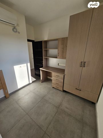 דירה, שדרות אבא חושי 1, עספיא, עספיא