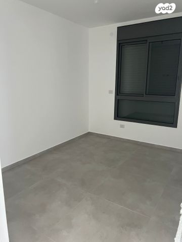 דירה, אהוד מנור 1, נאות אפק, אפקה, קרית ביאליק