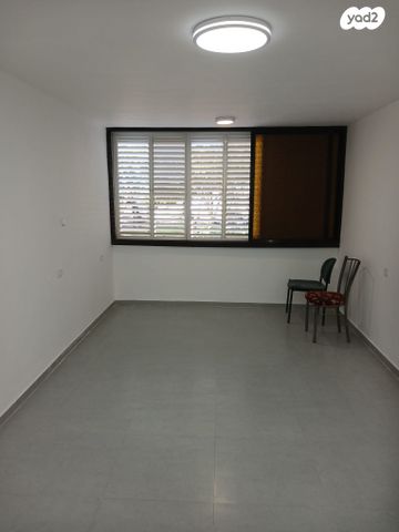 דירה, מעפילי אגוז 49, נווה חן, תל אביב יפו