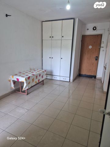 דירה, אפרסמון 9, גילה, ירושלים