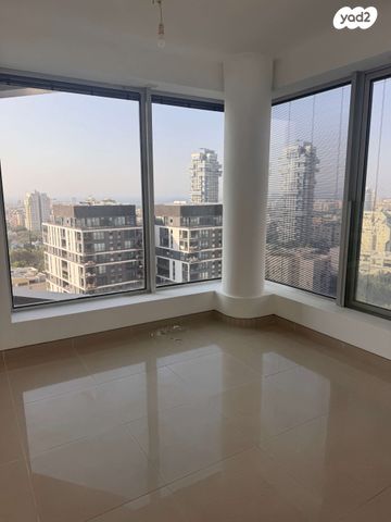 דירה, ניסים אלוני 1, צמרות איילון, פארק צמרת, תל אביב יפו