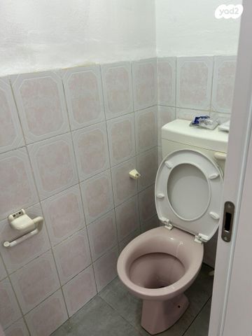 דירה, כצנלסון 22, לב העיר, בת ים