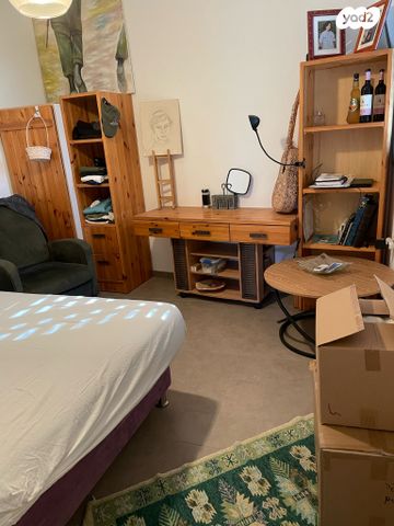 דירה, שדרות מנחם בגין 35, גבעת אולגה, חדרה