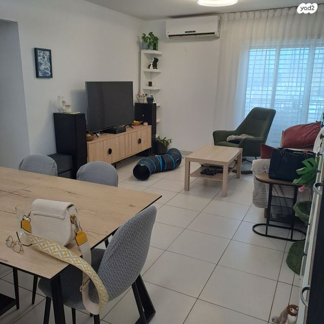 דירה, הרצפלד 10, ניר אביב, תל אביב יפו