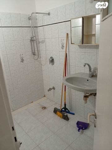 דירה, אחד העם 18, רובע ה', אשדוד