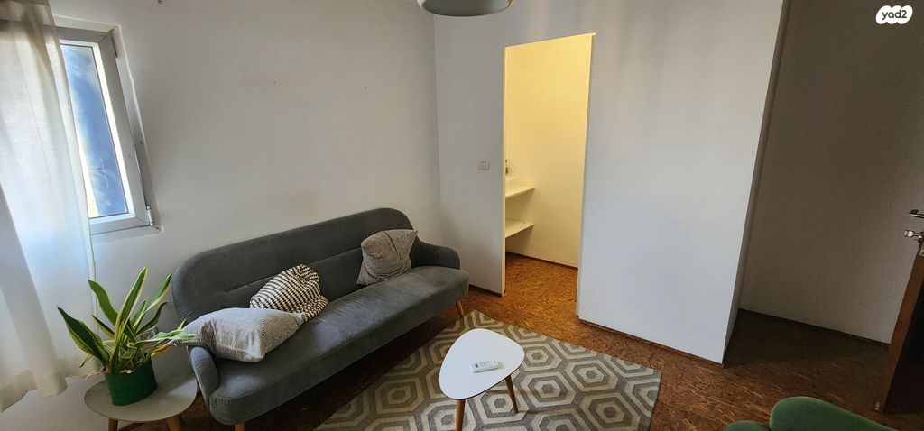 דירה, המלך ג'ורג' 90, הצפון הישן - דרום, תל אביב יפו