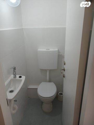 דירה, מעפילי אגוז 49, נווה חן, תל אביב יפו