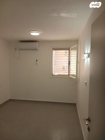 דירה, מעפילי אגוז 49, נווה חן, תל אביב יפו