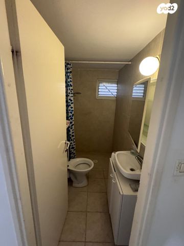 יחידת דיור, הבושם 40, עין חמד (י"א), מבשרת ציון