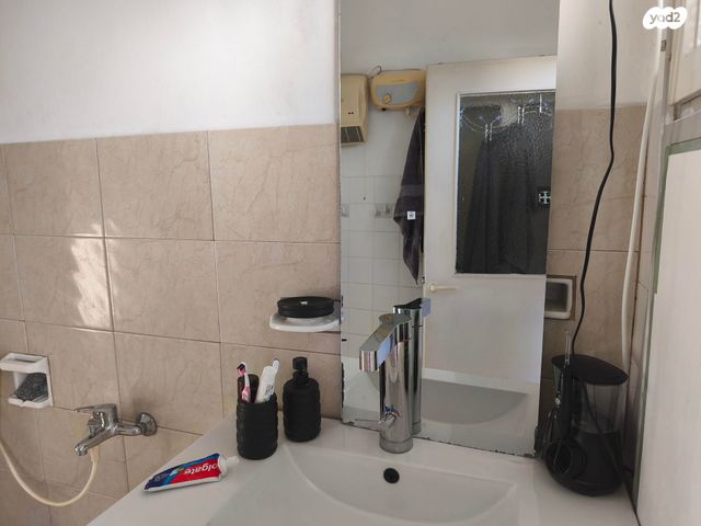 דירה, יששכר סיטקוב 2, א' / צפון מזרח העיר, רחובות