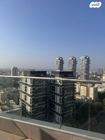 דירה, ניסים אלוני 1, צמרות איילון, פארק צמרת, תל אביב יפו