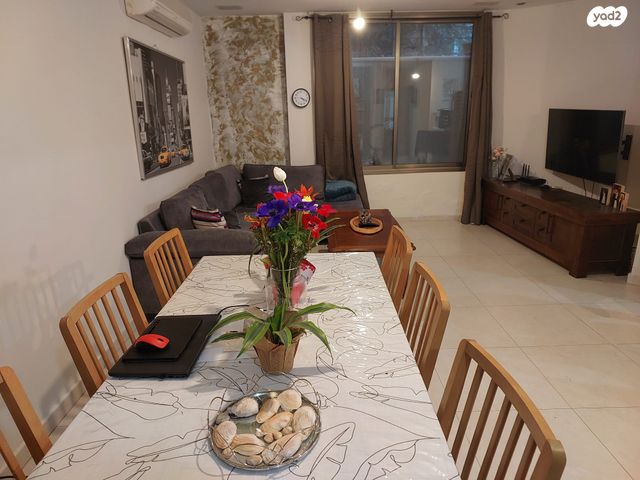 יחידת דיור, קרב אל עלמין 22, נווה עוז, פתח תקווה