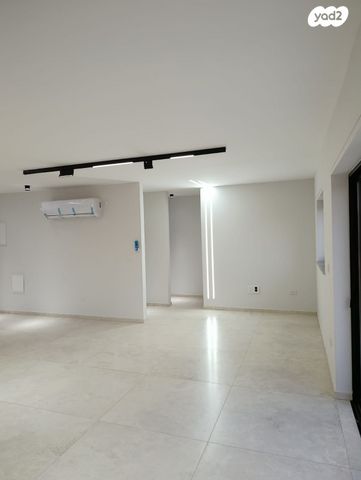 דירה, המצפה 35, אבו גוש, אבו גוש