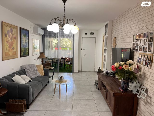 דירה, בורוכוב 14, רמת ורבר, פתח תקווה