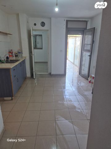 דירה, אפרסמון 9, גילה, ירושלים