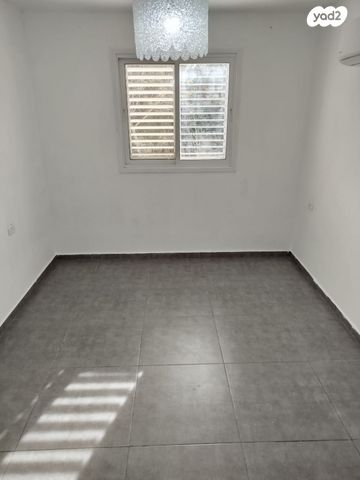 יחידת דיור, הנגב 68, רובע ד', אריאל