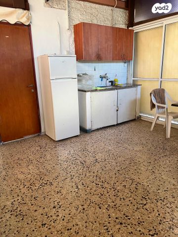 יחידת דיור, צבי הירש קלישר 49, מחנה יהודה, פתח תקווה