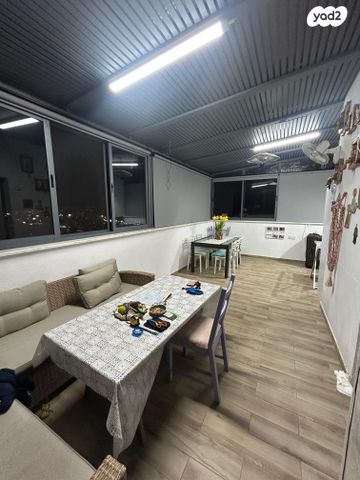 גג/ פנטהאוז, הדסים 10, מרכז העיר, עפולה