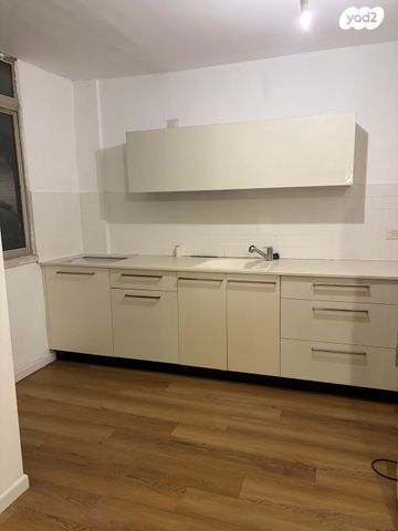 דירה, ההסתדרות 92, נאות שושנים, חולון