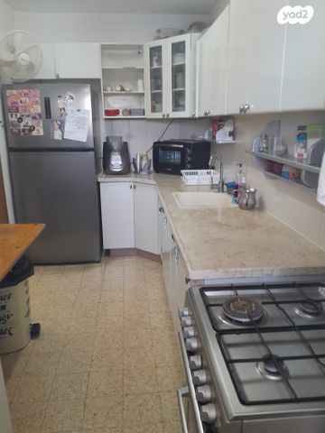 יעקב טוכמן 107