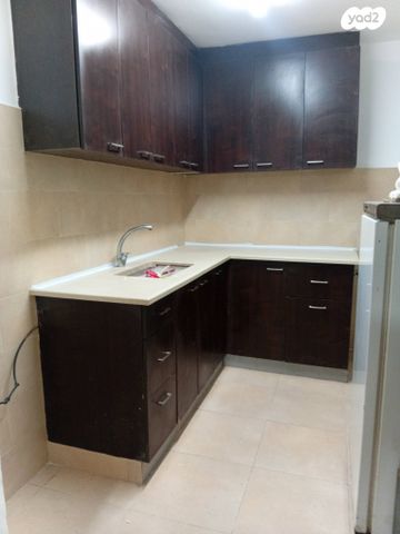 דירה, פנחס לבון 2, שיכון ותיקים, חולון