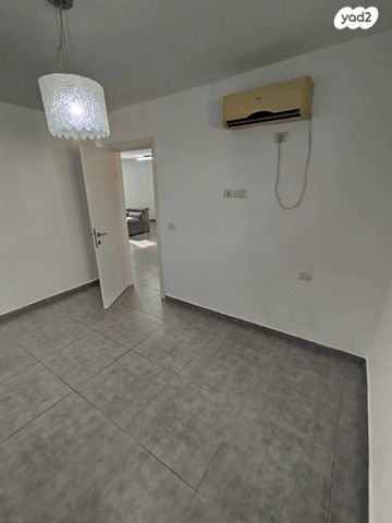 יחידת דיור, הנגב 68, רובע ד', אריאל